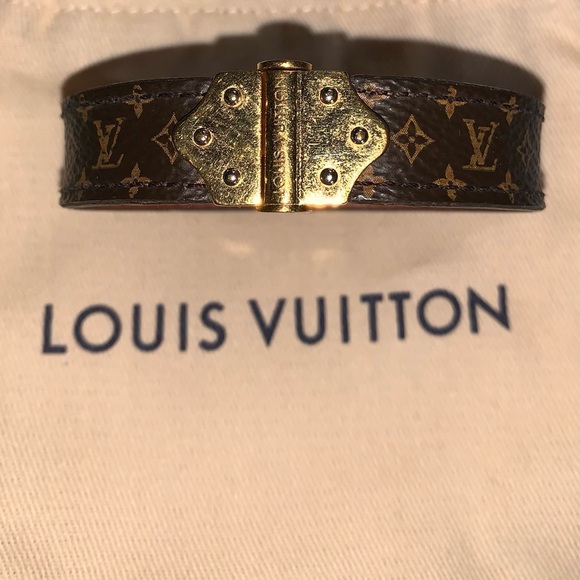 Louis Vuitton Nano Monogram Bracelet - Picture 8 of 11